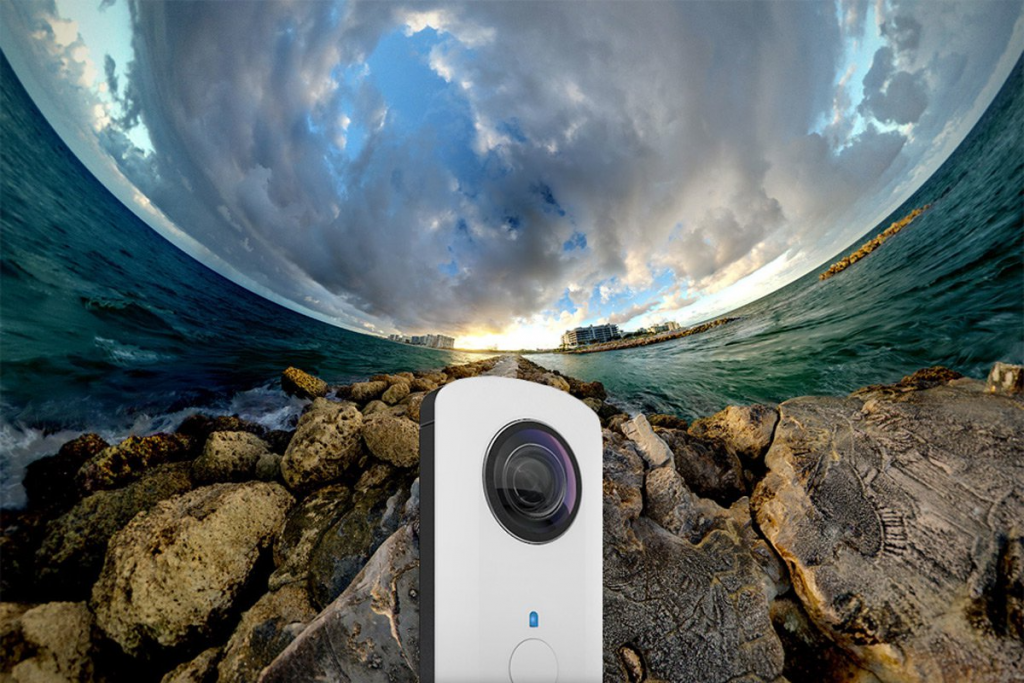 Panorama camera. Камера 360 Ricoh. Theta камера 360. Экшн-камера Ricoh Theta v. Панорамные камеры Ricoh.